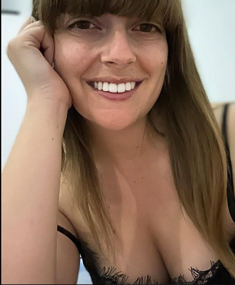 OnlyFansについて話す セックス 画像