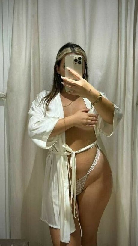 美しい足 OnlyFans アートポルノ 写真