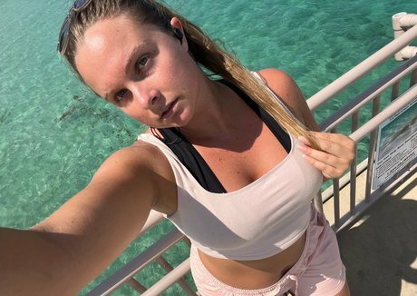 iambigduch 美しいモデル 写真