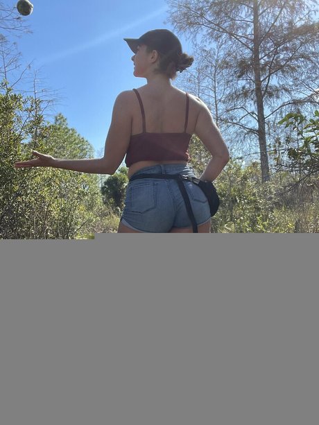 ニューハーフ 熟女 OnlyFans ヌード 写真