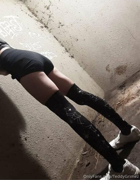 lewdology エロティック女優 写真