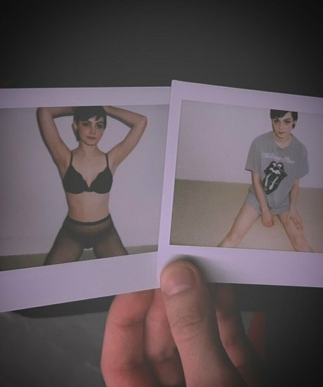 18歳のOnlyFans ポルノ 写真