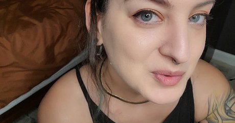 ぽっちゃりエモOnlyFans 無料セクシー ギャラリー