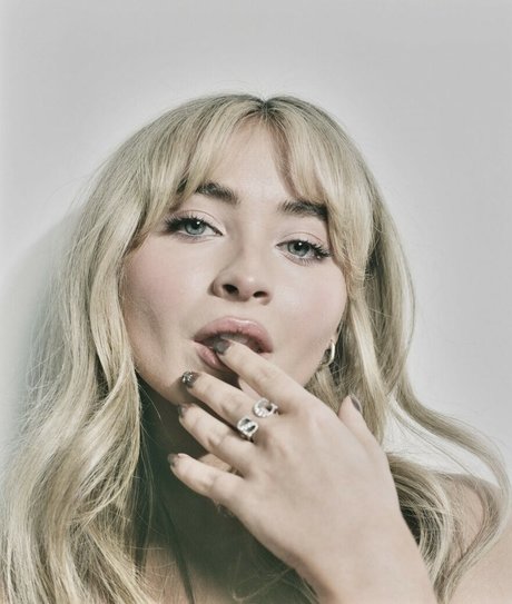 シャワーヌードOnlyFans HD ギャラリー