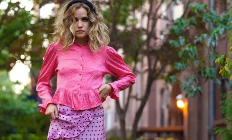 Willa Fitzgerald HDモデル 画像