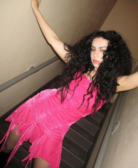 ゲイランジェリーOnlyFans ホット裸 画像