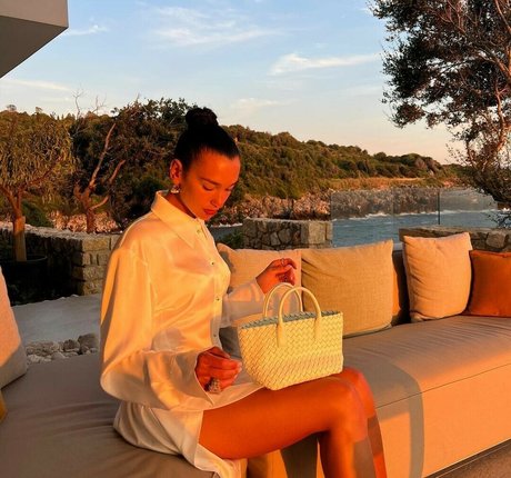 成熟したソロOnlyFans ポルノ 写真