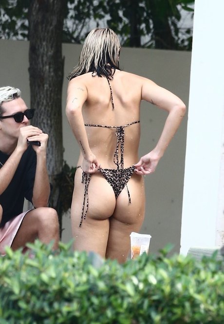 エモオンリーファン 無料ヌード 写真