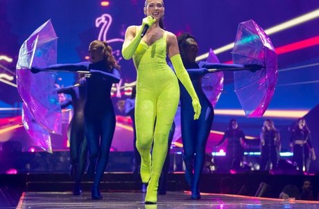 ニューハーフ ドミナトリックス OnlyFans ホットセックス 写真