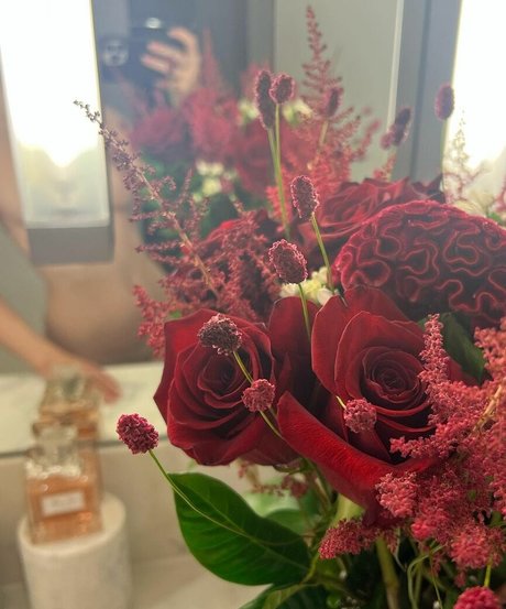 Dove Cameron 完璧なモデル 写真