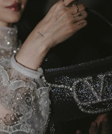 巨根ゲイOnlyFans ポルノグラフィック アーカイブ