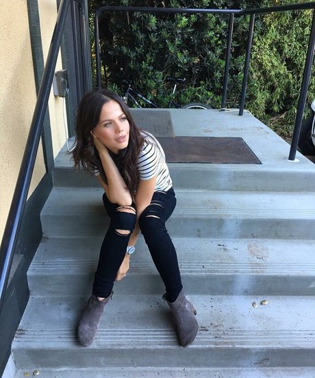 Tammin Sursok スターセックス ギャラリー