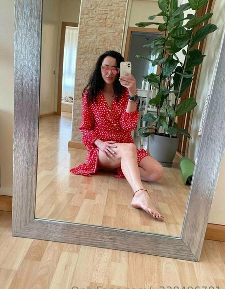 juliana insanely h0rny 裸のモデル 写真