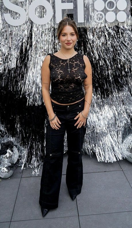 Mackenzie Ziegler かわいいスター 写真