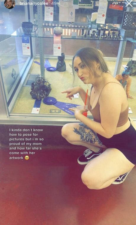 strawberrytallcakee ヌード女優 画像