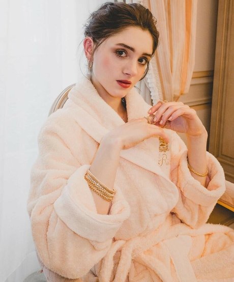 Natalia Dyer ヌードスター 写真