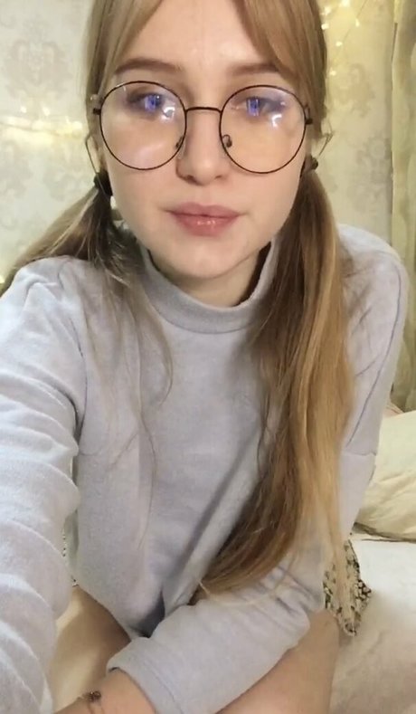 baby333rlia スター 裸 ギャラリー