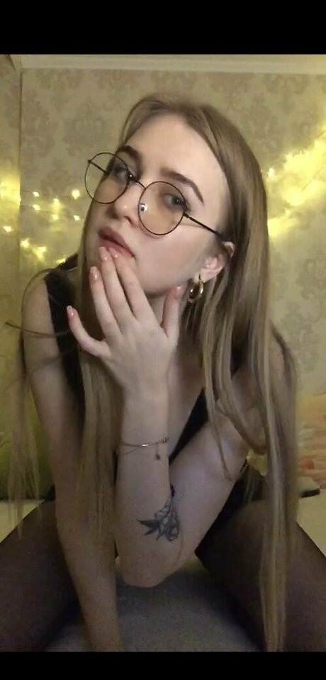 baby333rlia アダルトモデル 画像