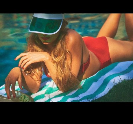 Blake Lively profile image