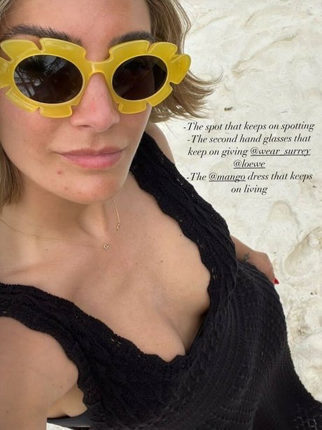 本物の熟女OnlyFans ポルノグラフィック ギャラリー