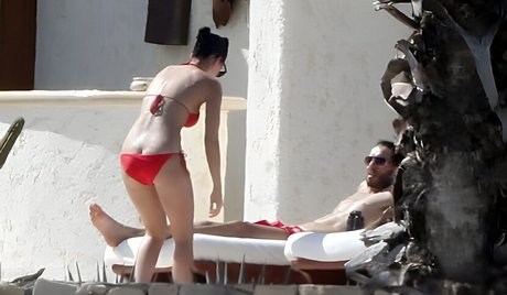 黒檀の白いチンポOnlyFans ホットヌード 画像