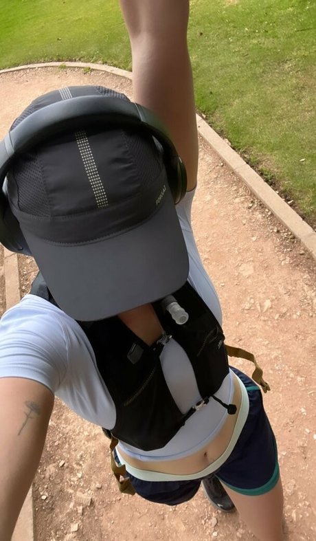 巨乳とお尻のOnlyFans 無料セクシー 写真