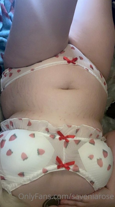 saveniarose xxxポルノスター 写真