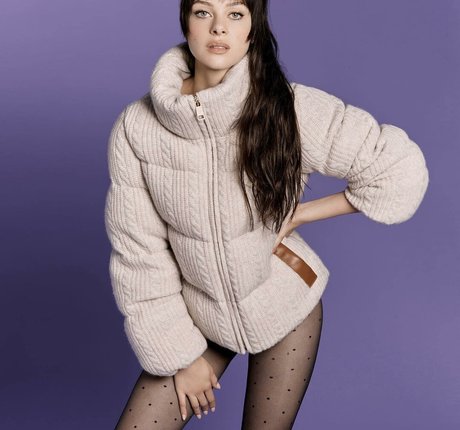 Nicola Peltz 美しいモデル 写真