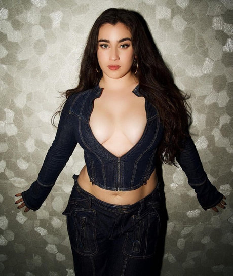 Lauren Jauregui HDスター 写真