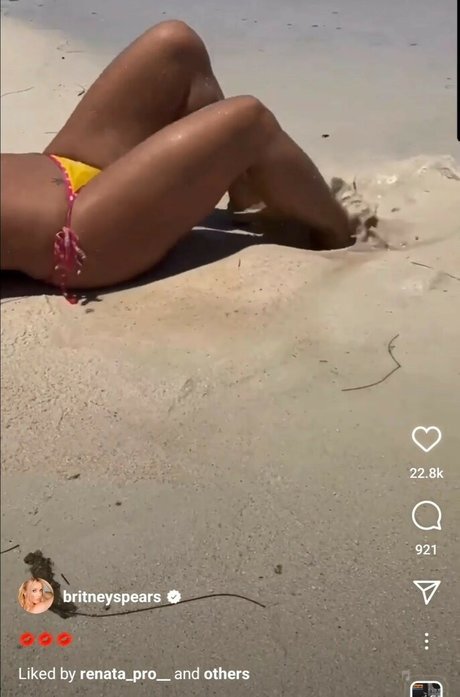 ティーンシーメールOnlyFans セクシーヌード 写真