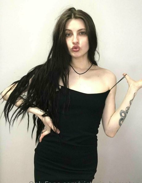 victoria hampton top profile image