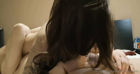 ブルネットの看護師OnlyFans ホットセクシー 写真