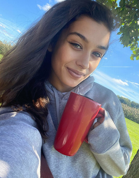 diydes ポルノスター 無料 写真