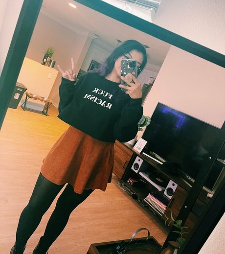 曲線美のティーンズOnlyFans 無料 写真