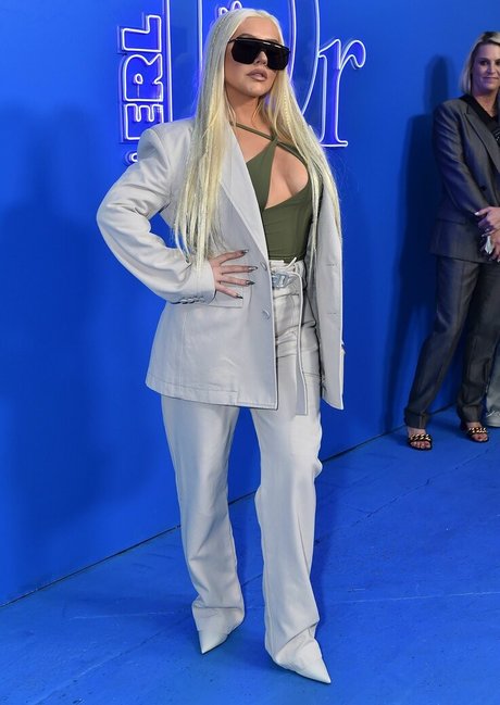 Christina Aguilera ヌードモデル 写真