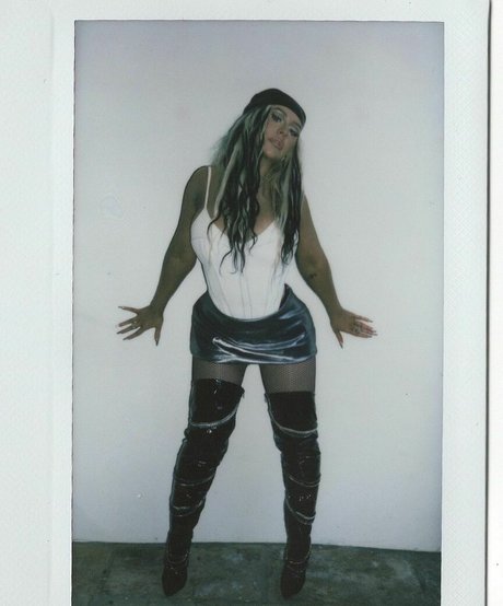 Christina Aguilera ヌードスター 画像