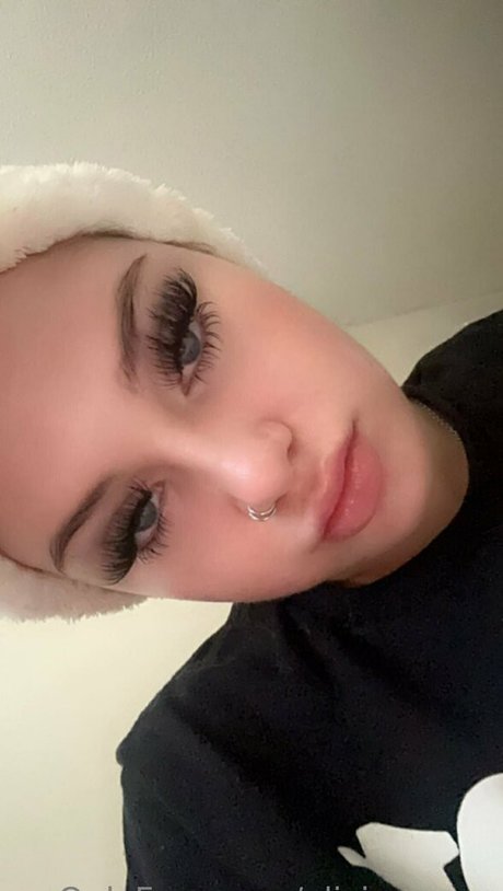 aliciamayer ポルノモデル 画像