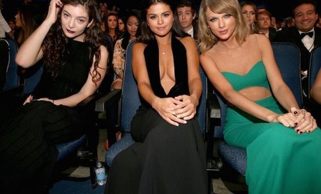 黒人レズビアンOnlyFans パーフェクト ギャラリー