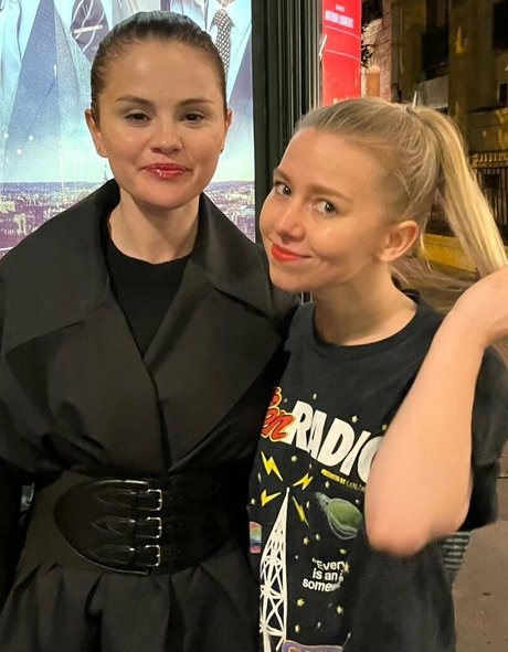 トゥワークオンリーファン 美しいxxx ギャラリー