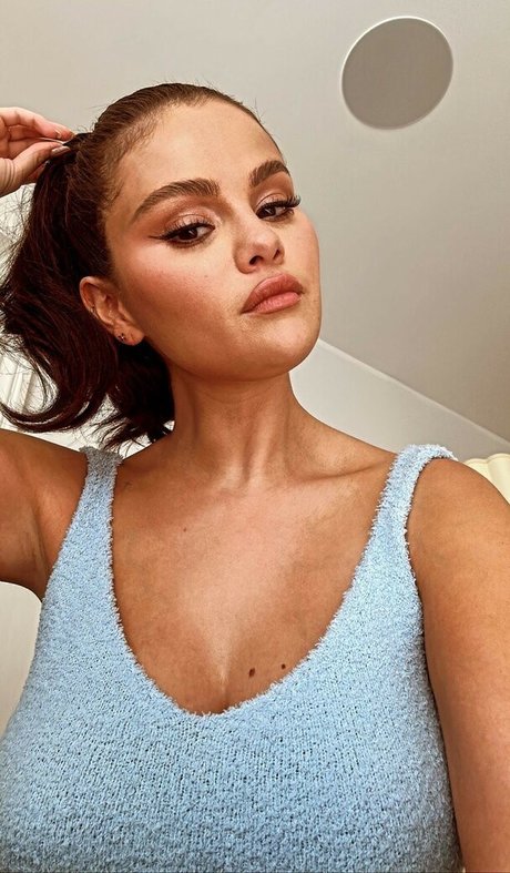 大きな黒いお尻のOnlyFans エロチック 写真