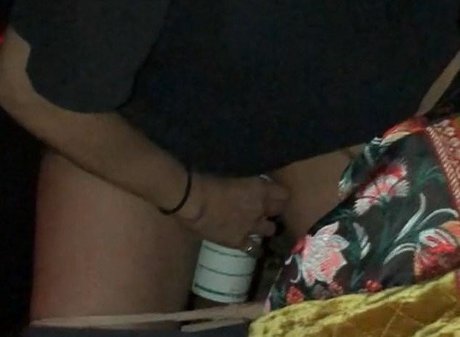 ニューハーフ 熟女 OnlyFans ホットセクシー 写真