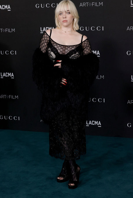 曲線美の黒檀OnlyFans ホットヌード 写真