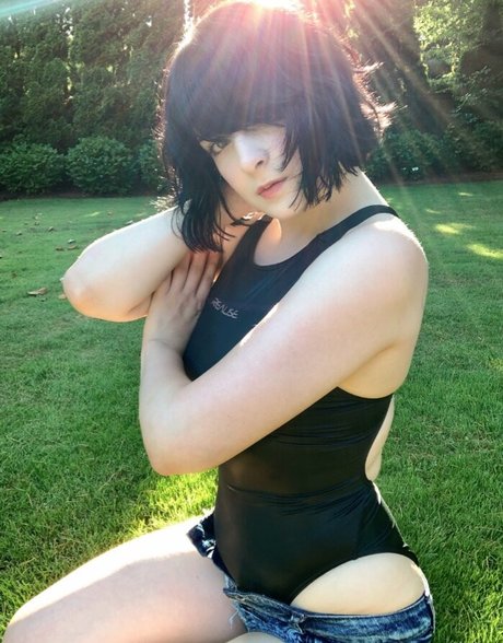 Hiso Neko 完璧な女優 アーカイブ