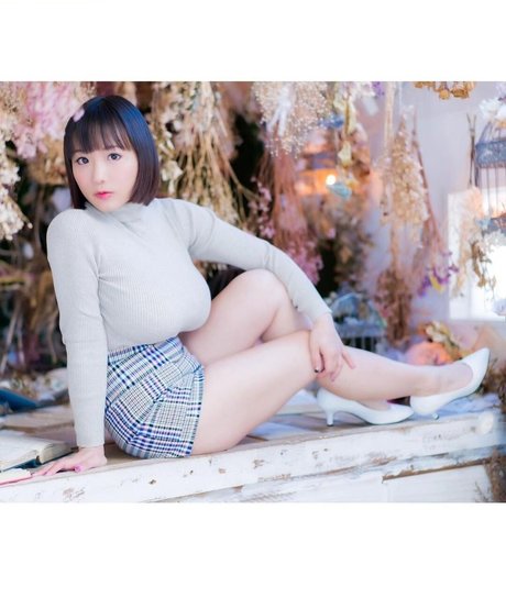 アジア人フィンドムOnlyFans 美しい裸 写真