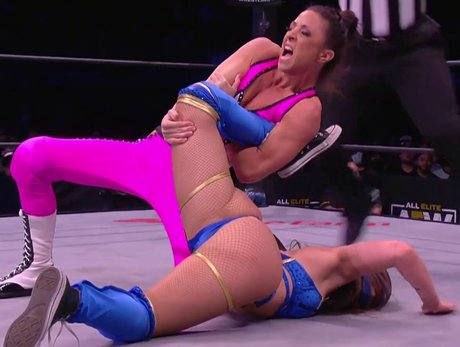 DMV オンリーファン ホットセックス 画像