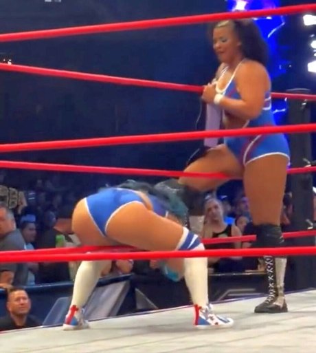 Skye Dolecki ホット女優 写真