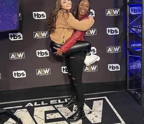 Skye Dolecki モデル ギャラリー