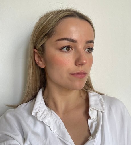 PawgトランスOnlyFans セクシーヌード 写真