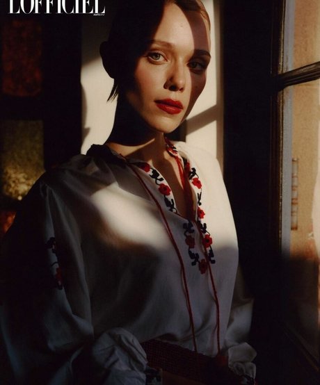 Ivanna Sakhno ヌードモデル 写真