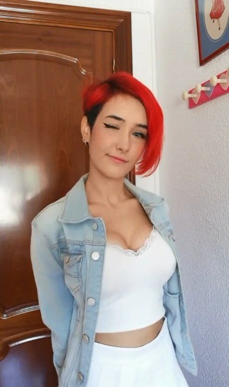 黒檀のシャワー OnlyFans ポルノグラフィック 画像